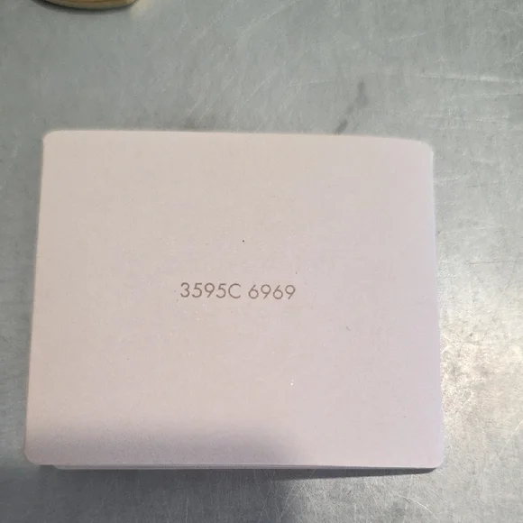 Gucci Beige and Brown GG Canvas Wallet With Tags - Picture 7 of 13